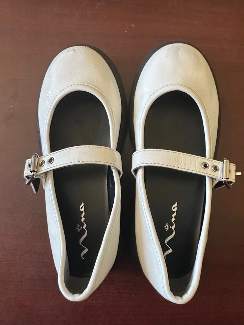 ##114, Young girl size 12, Nina Mary Jane Flats/Buckle Strap not marking sole